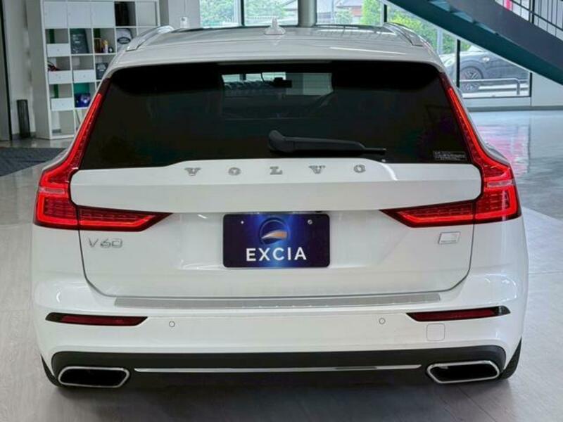 V60