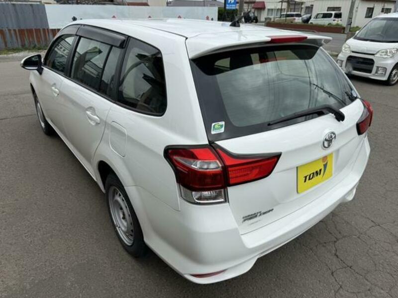 COROLLA FIELDER