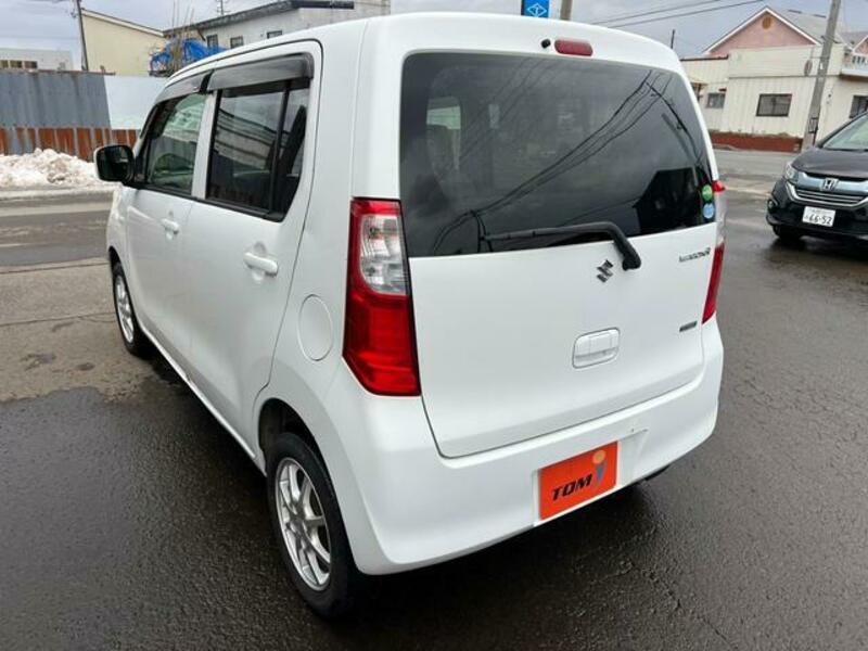 WAGON R