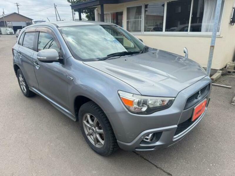 MITSUBISHI RVR