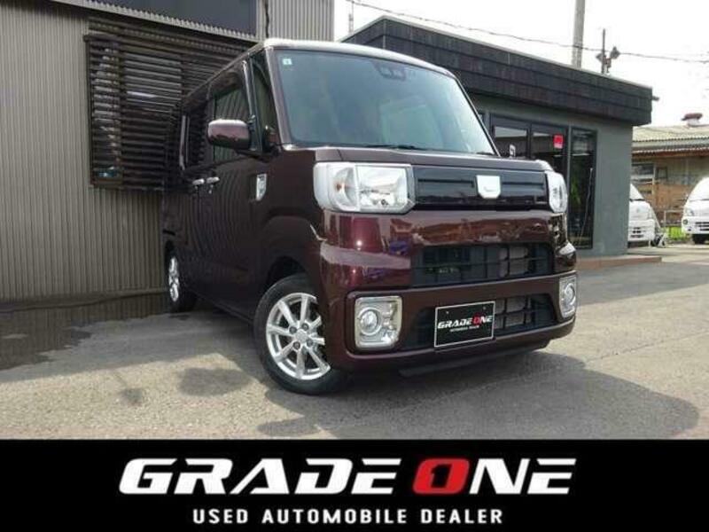 DAIHATSU WAKE