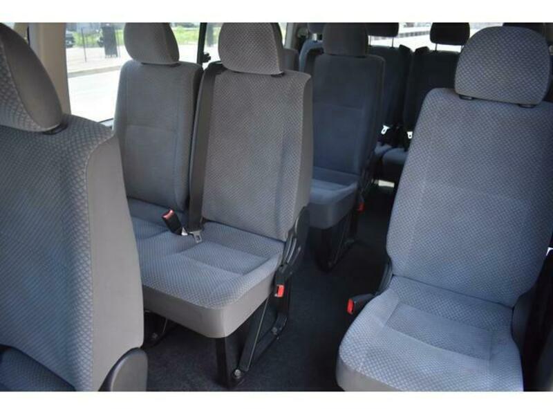 HIACE COMMUTER