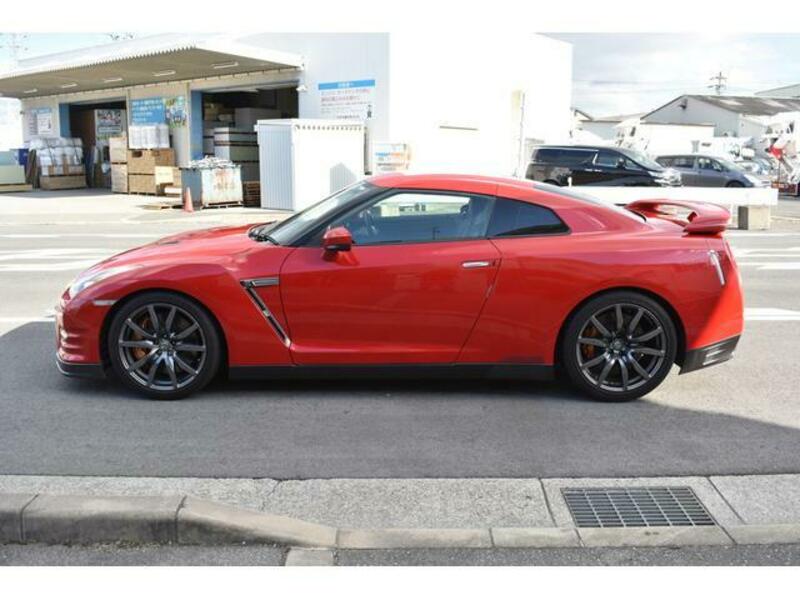 GT-R