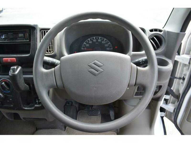 HIACE COMMUTER
