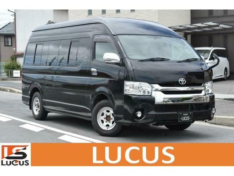 TOYOTA HIACE COMMUTER