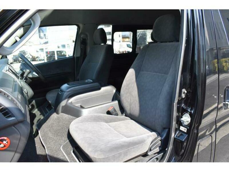 HIACE WAGON