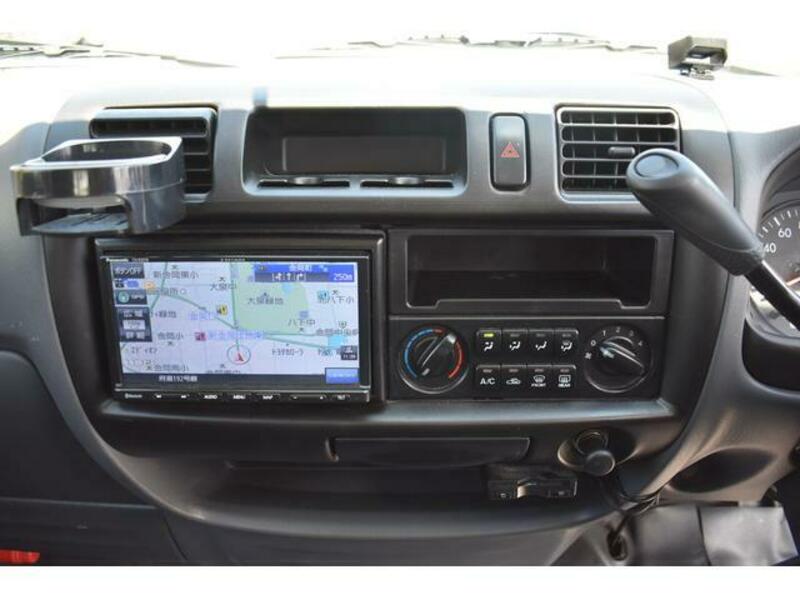 BONGO VAN