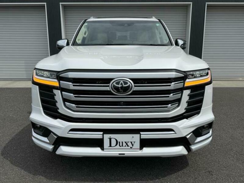 LAND CRUISER