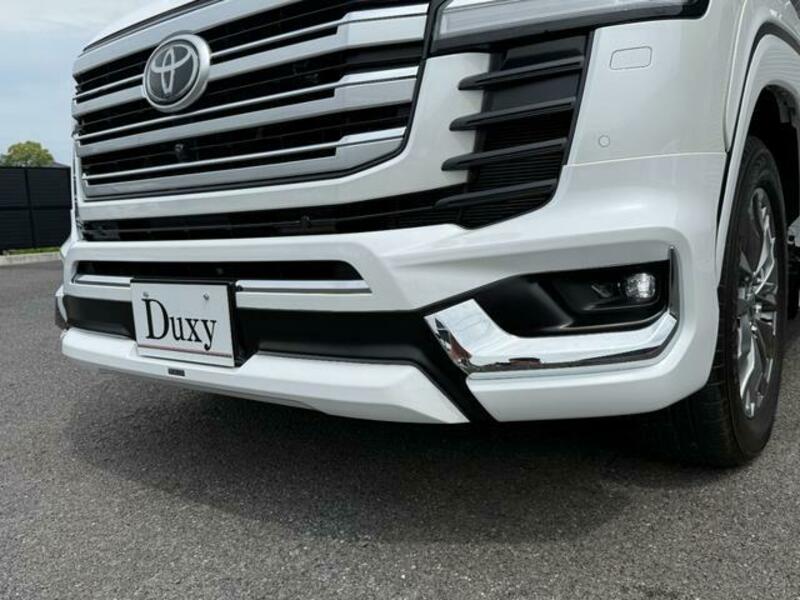 LAND CRUISER