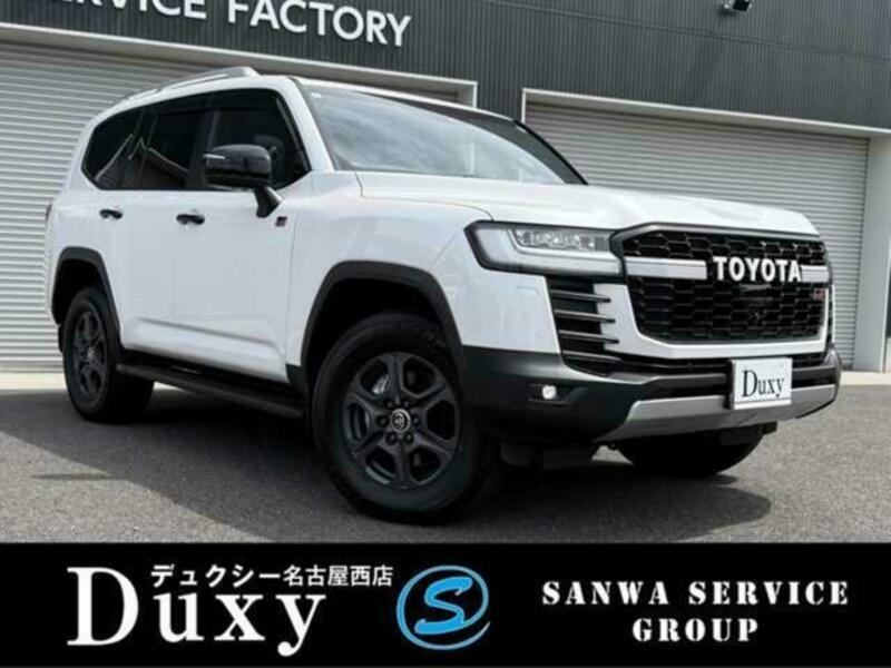 TOYOTA LAND CRUISER