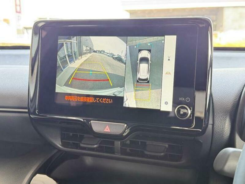 YARIS CROSS