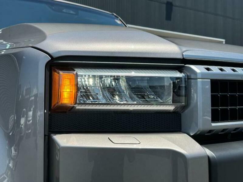LAND CRUISER 250
