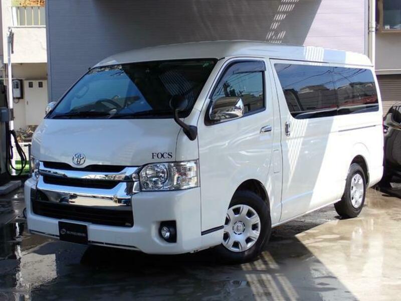 TOYOTA HIACE WAGON