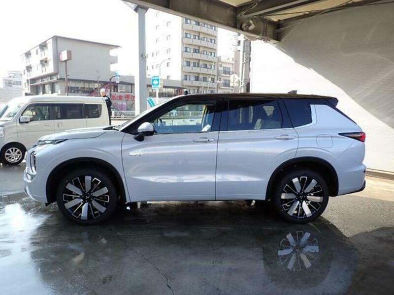 OUTLANDER PHEV