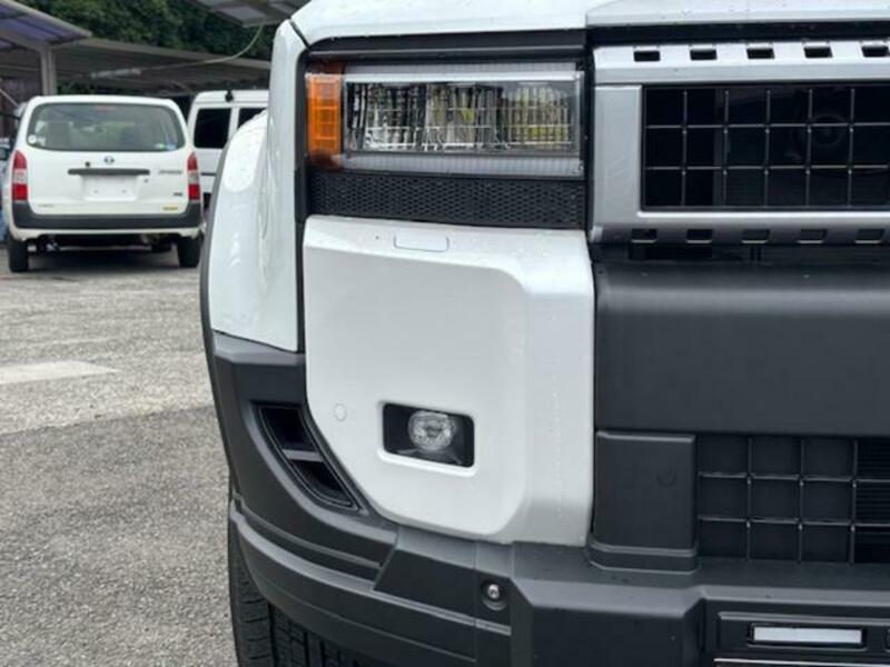 LAND CRUISER 250