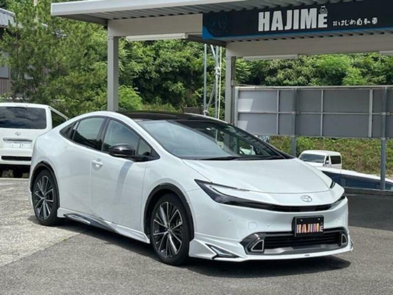 TOYOTA PRIUS