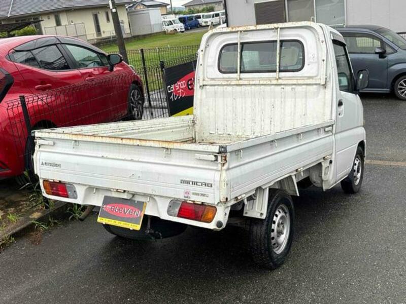 MINICAB TRUCK