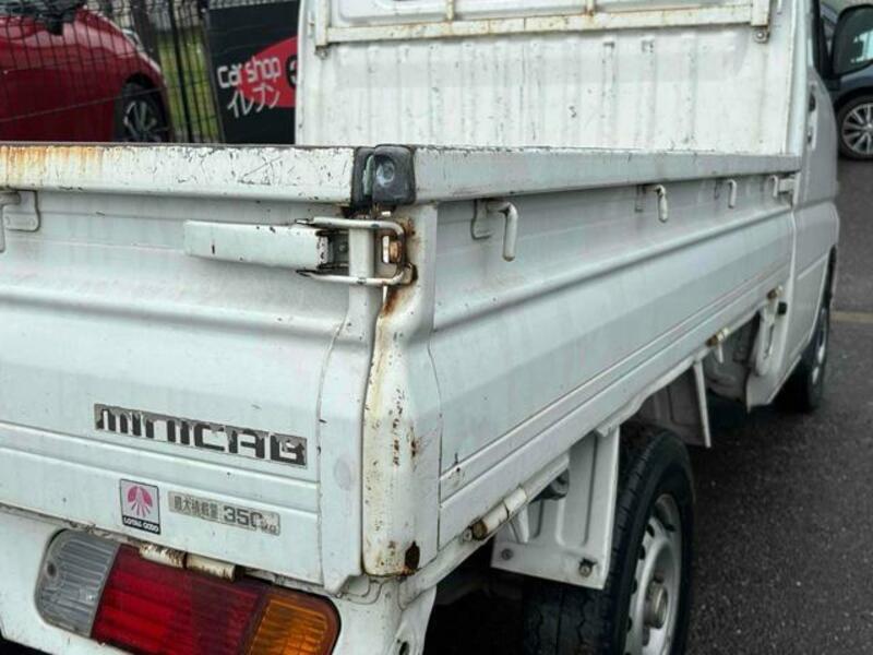 MINICAB TRUCK