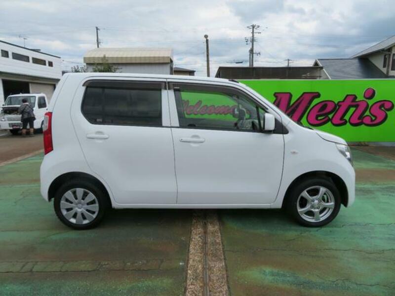 WAGON R