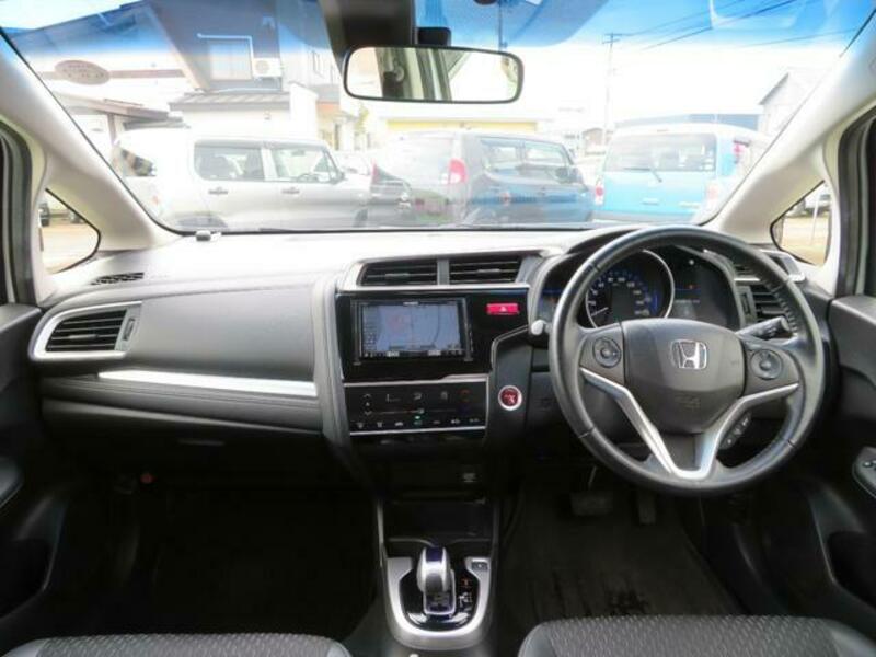 FIT HYBRID