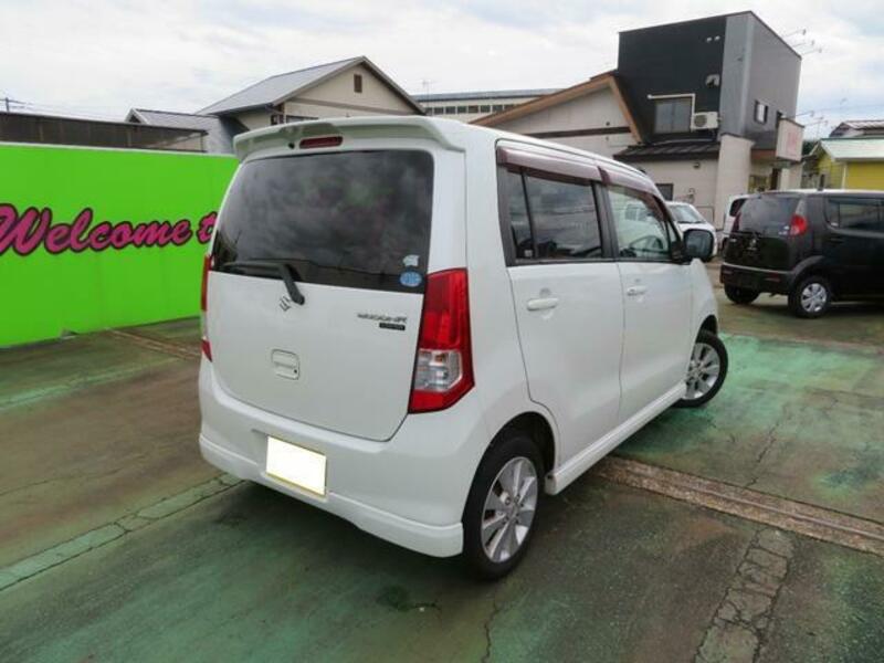 WAGON R