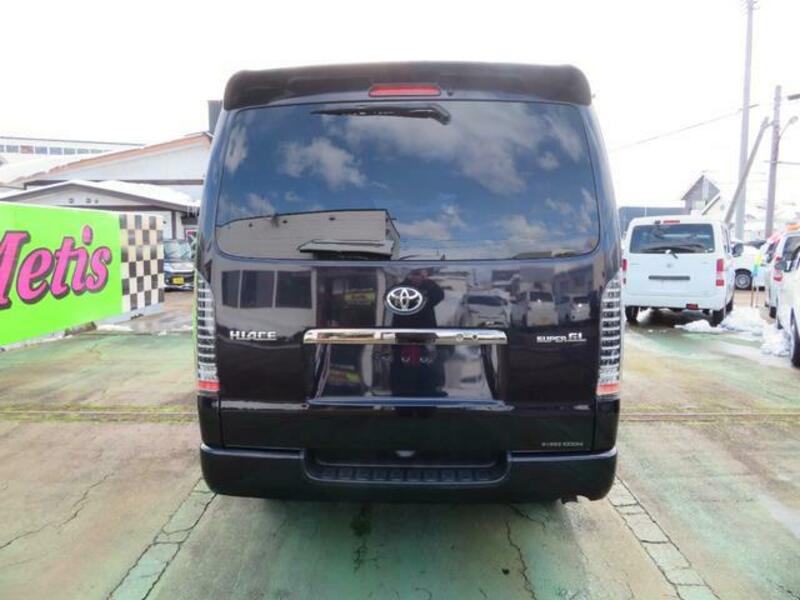 HIACE VAN