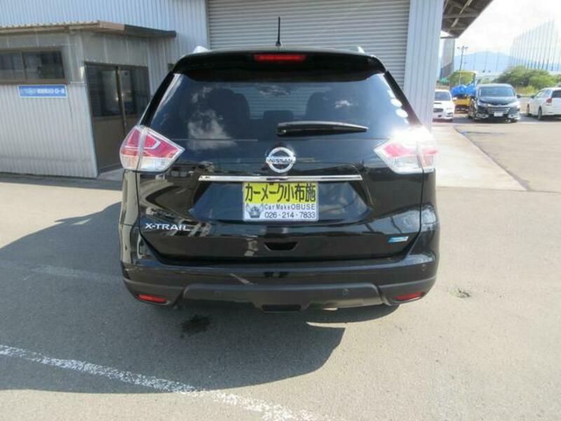 X-TRAIL