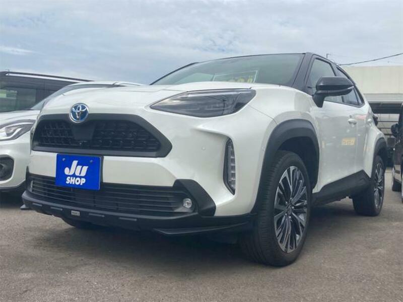YARIS CROSS