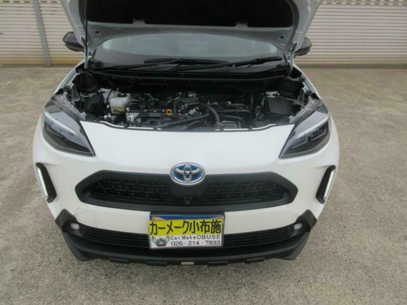 YARIS CROSS
