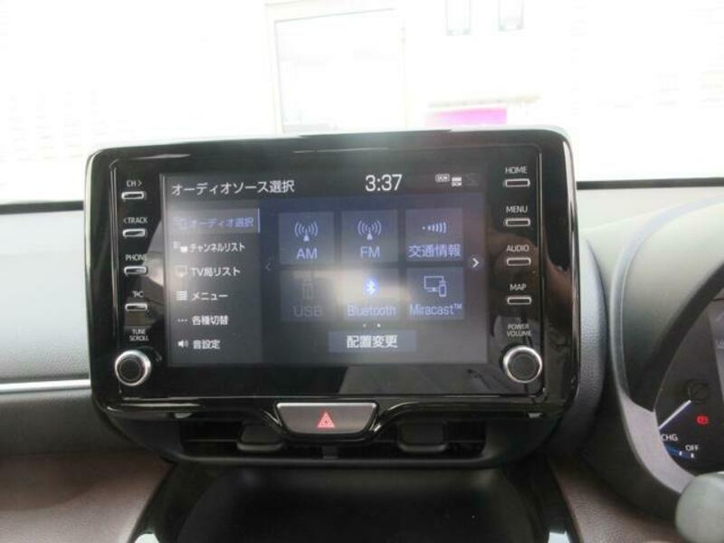 YARIS CROSS