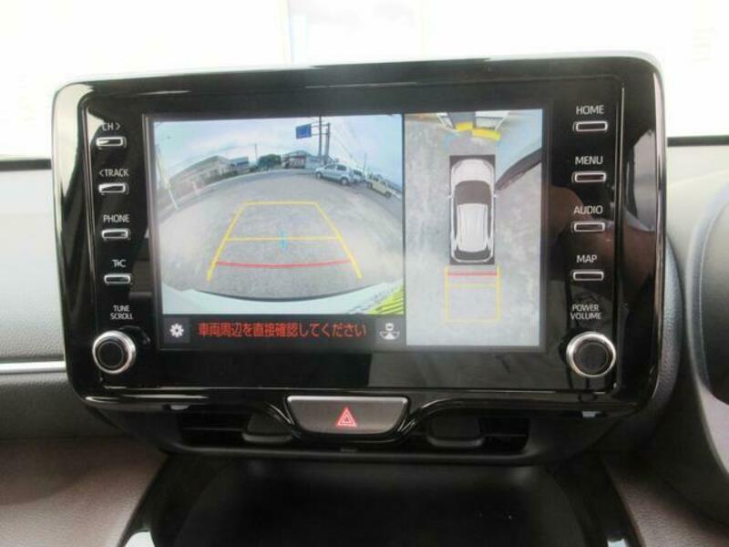 YARIS CROSS