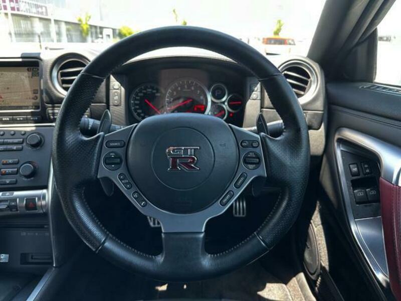 GT-R