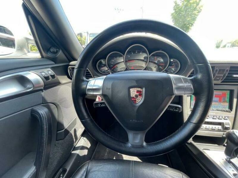 911