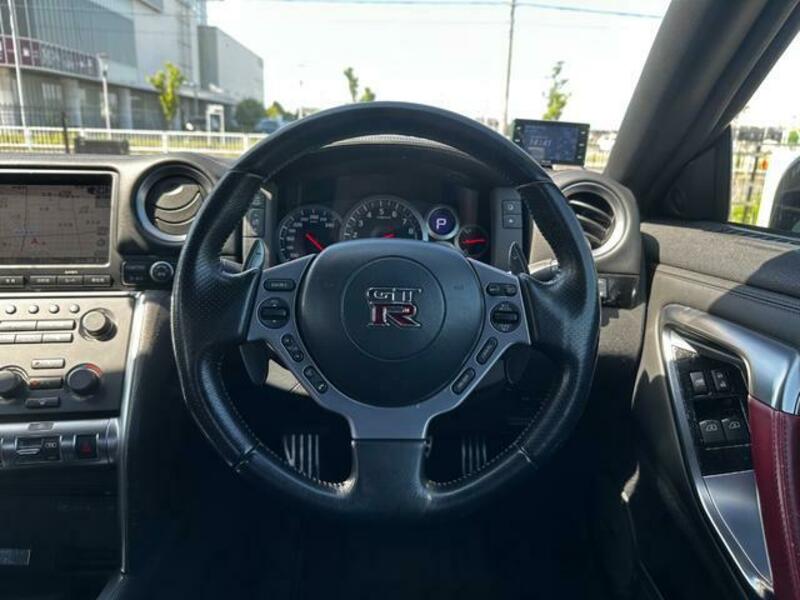GT-R