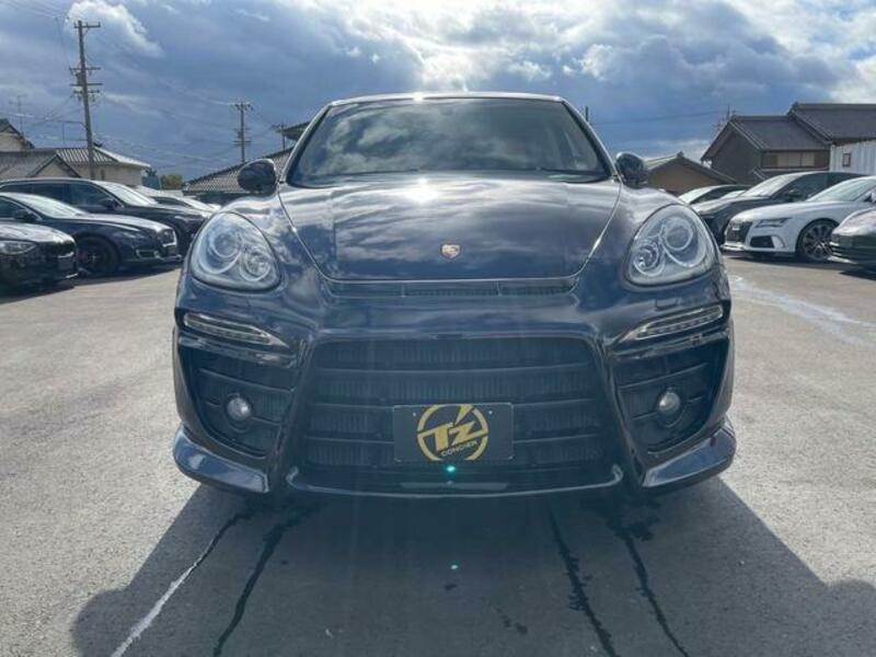 CAYENNE