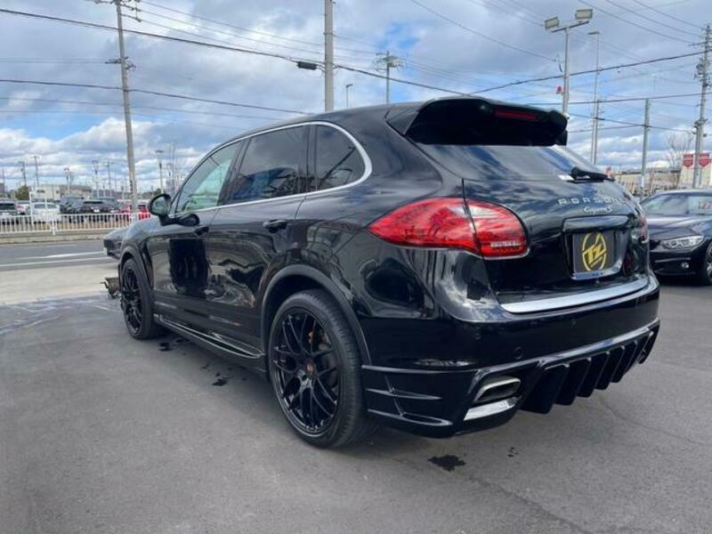 CAYENNE