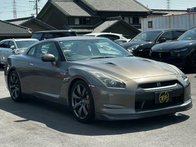GT-R