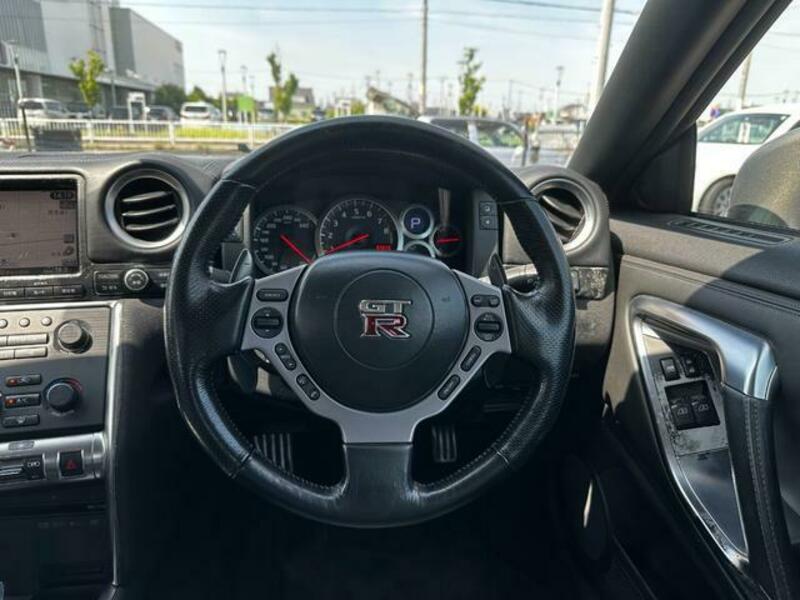 GT-R