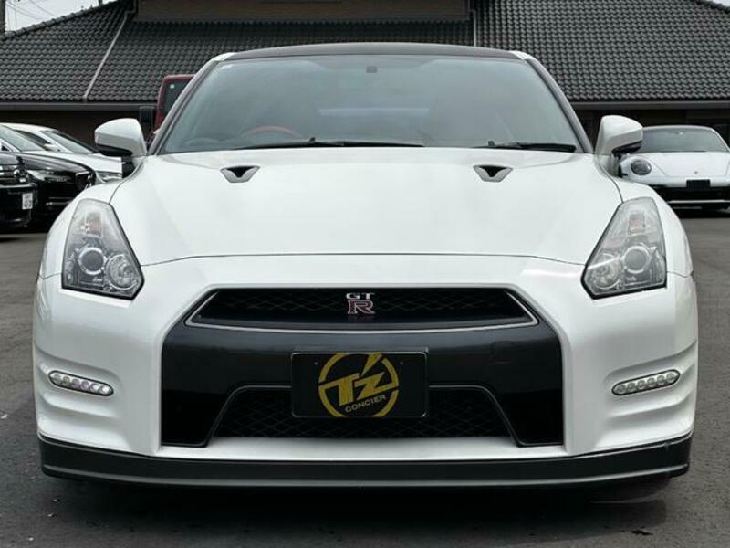 GT-R