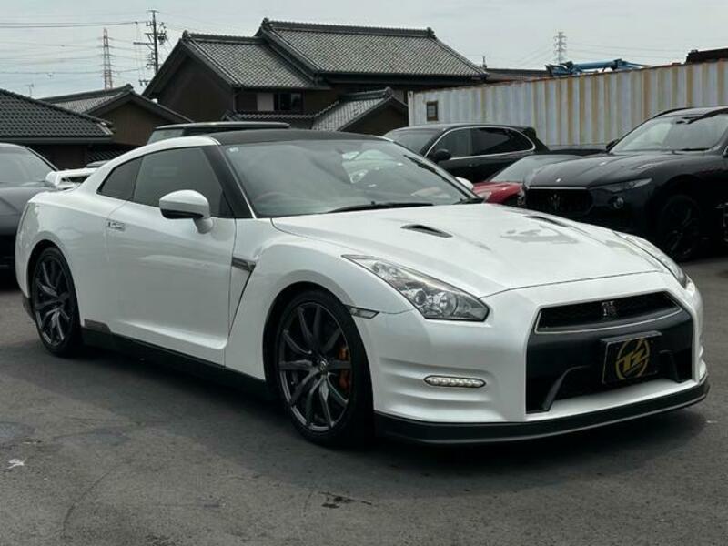 GT-R