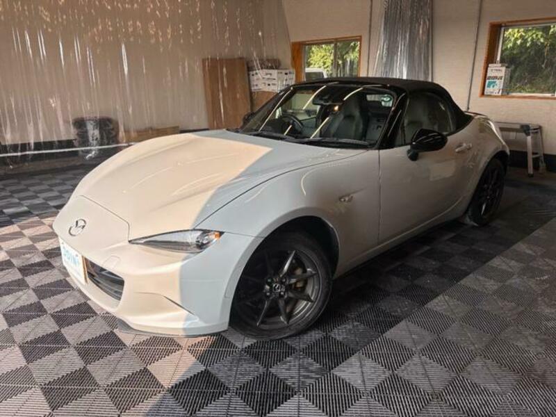 ROADSTER