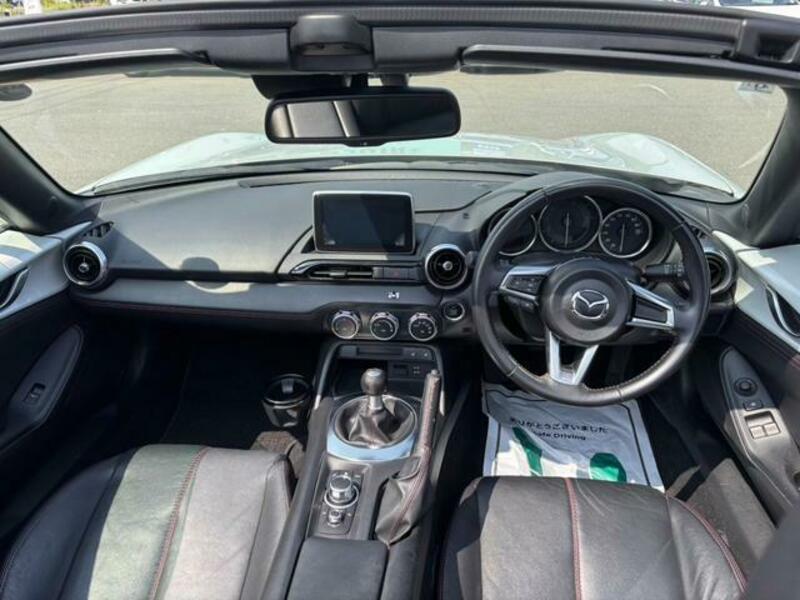 ROADSTER