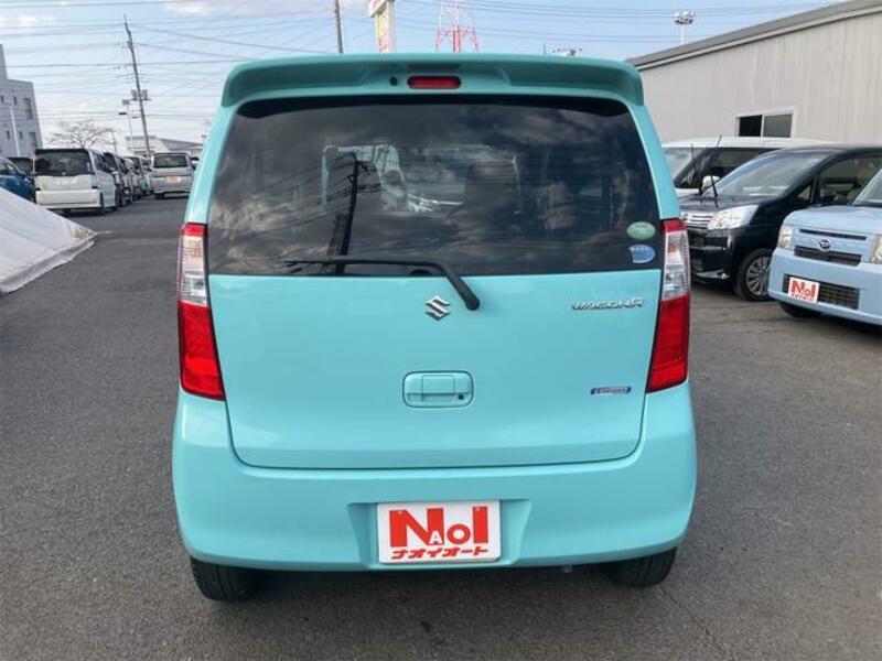WAGON R