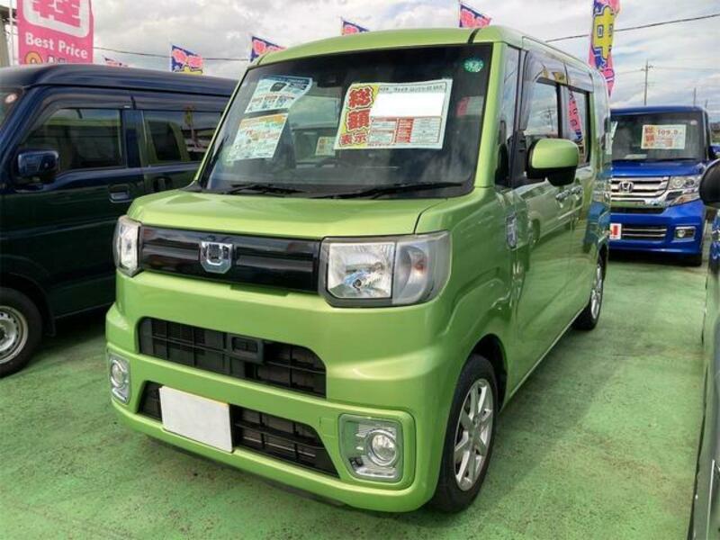 DAIHATSU WAKE