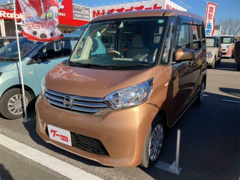 NISSAN DAYZ ROOX