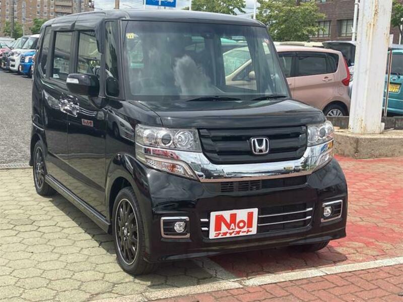 N BOX CUSTOM