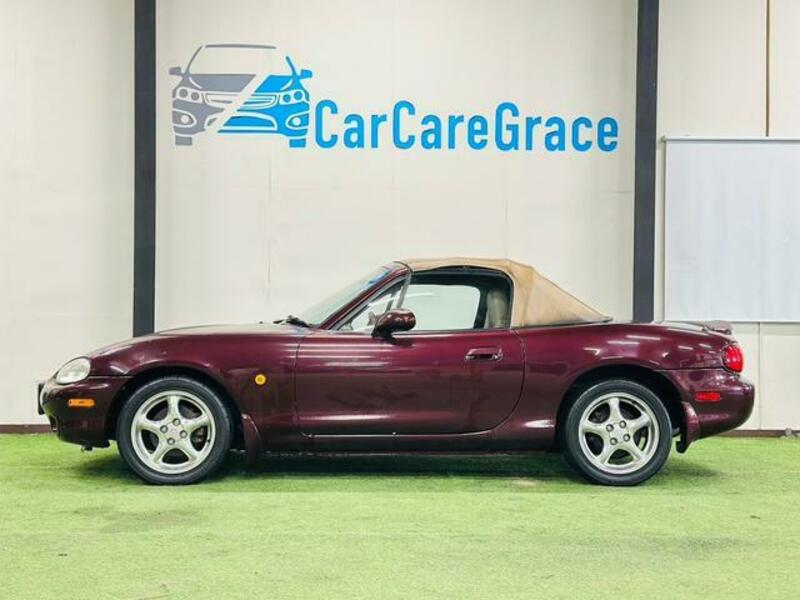 ROADSTER
