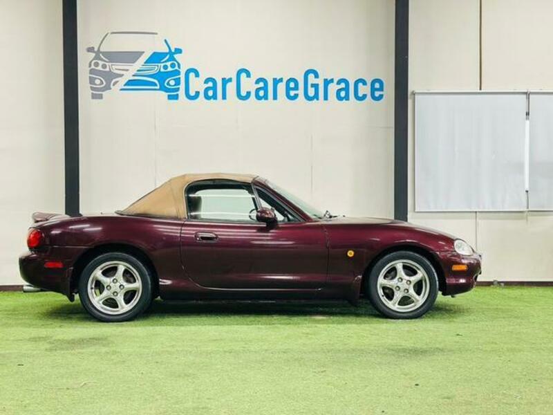 ROADSTER
