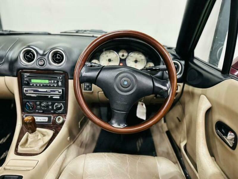 ROADSTER