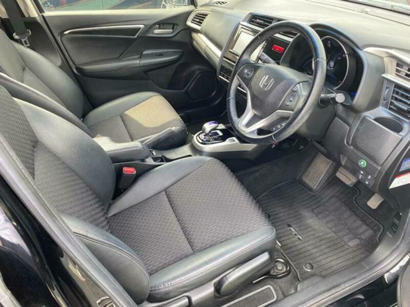 FIT HYBRID